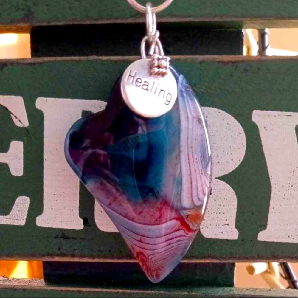 925 silver heart shaped agate necklace